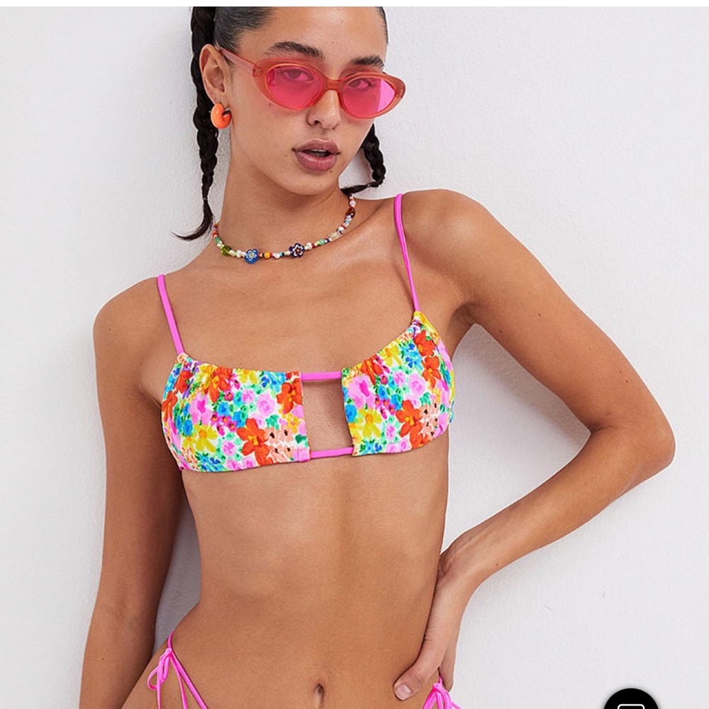 For love and lemons Bikini top